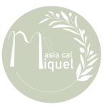 logo blanco fondo verde